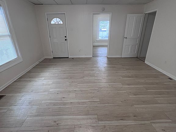 4th image of 512 Orr St #512