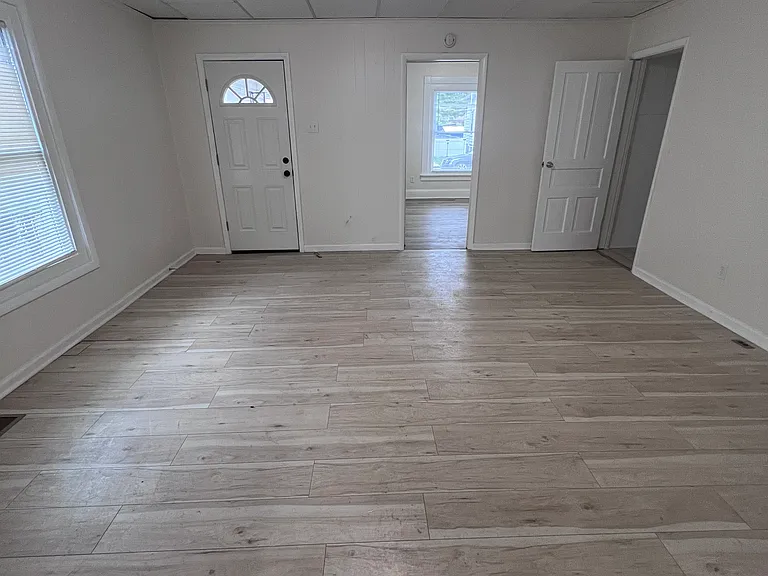 512 Orr St #512 — Photo 4
