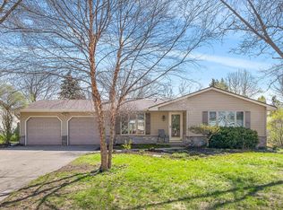 863 Venus Dr, Green Bay, WI 54311