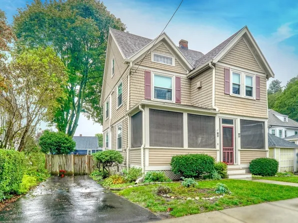 9 Crescent Ave, Melrose, MA 02176