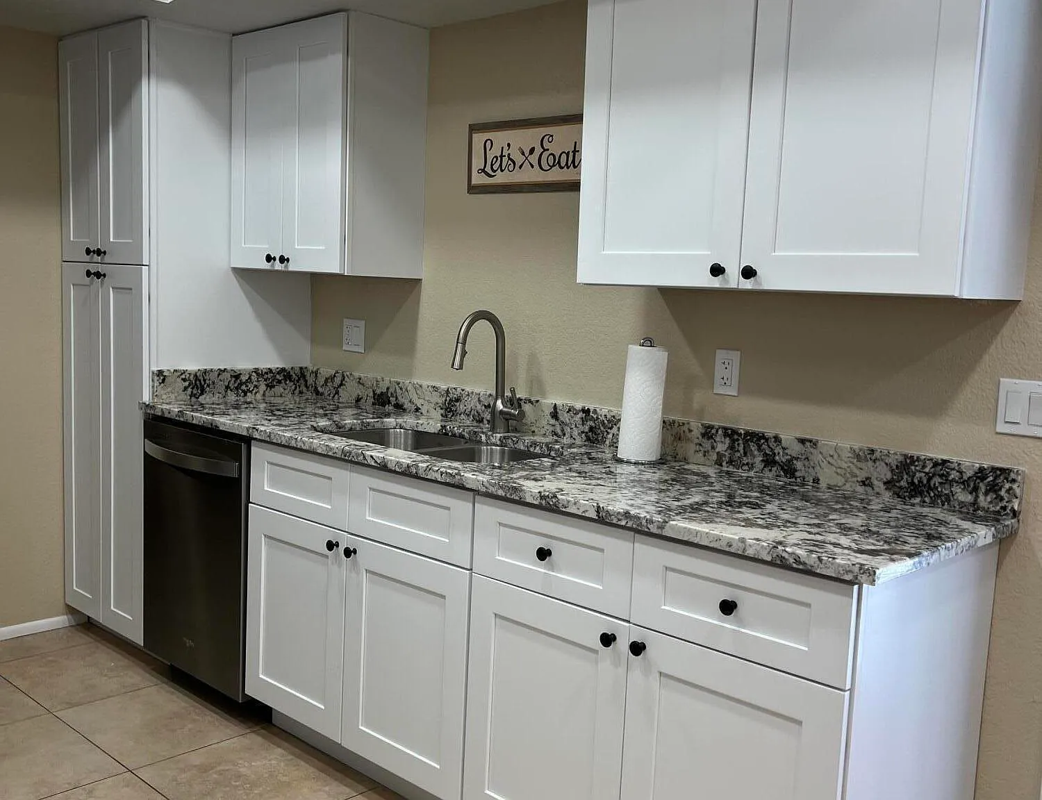 2 bed, 2.0 bath, 1256 sqft, $2,000 — Photo 3