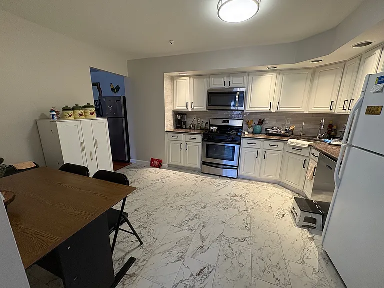 232 Matthews Dr #2 — Photo 12