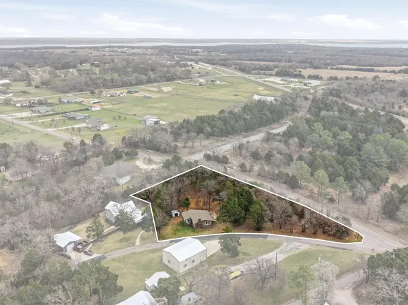 41 Cedar Bayou Blvd, Gordonville, TX 76245