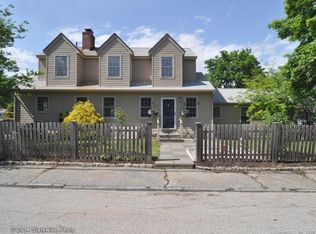33 Orchard St, Stonington, CT 06378