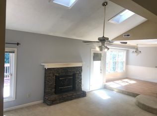 8734 Lantern Lite Pkwy, Louisville, KY 40220