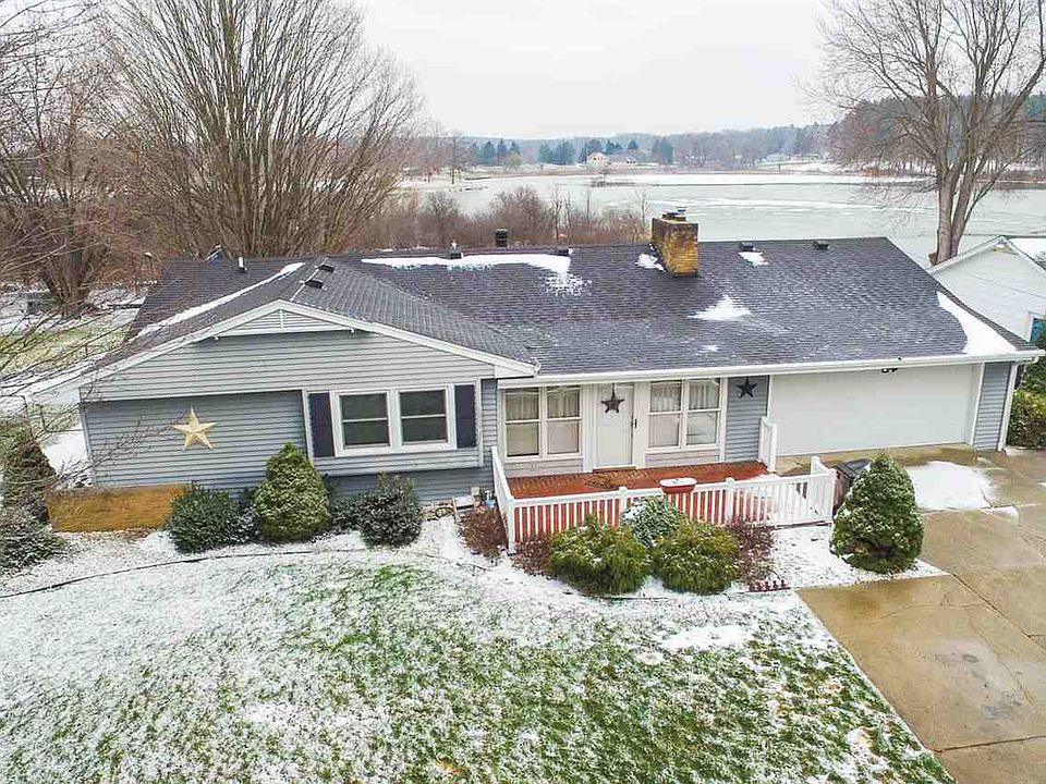 1st image of 240 Lake Hills Dr