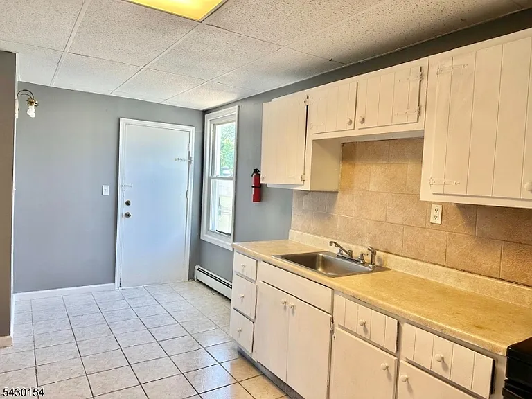 841 Rebecca Pl — Photo 6