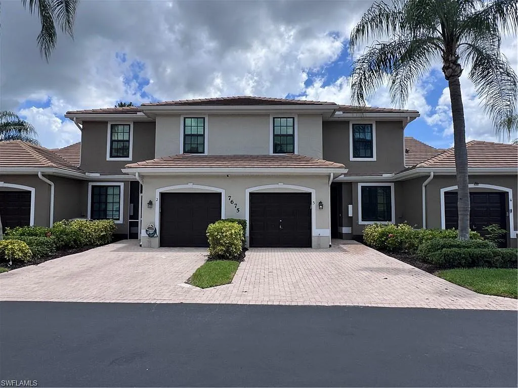 3 bed, 2.5 bath, 1406 sqft, $2,500 — Photo 1