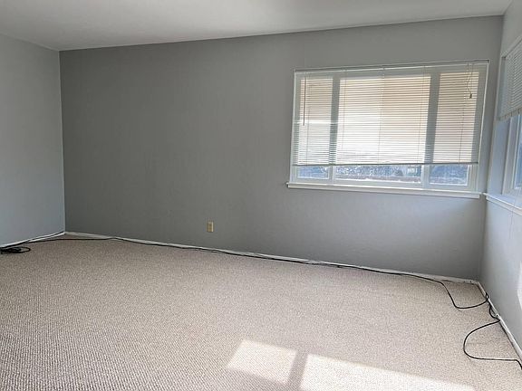 2nd image of 277 Carlton Ave APT 3