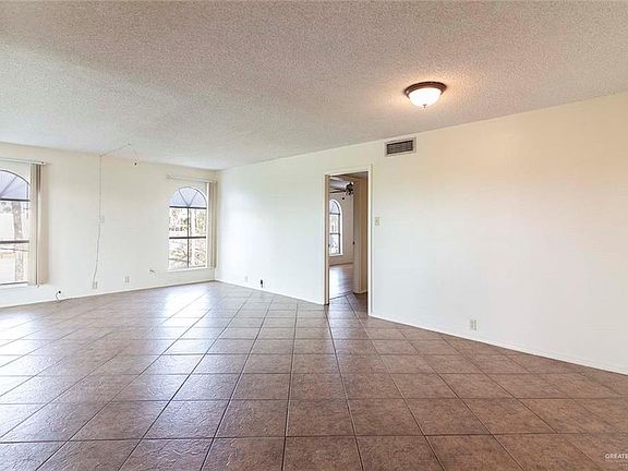 4th image of 1900 University Blvd APT 2014