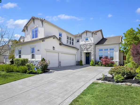 5474 Crestridge Ter, Dublin, CA 94568