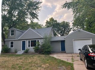 2101 107th Ave NW, Coon Rapids, MN 55433