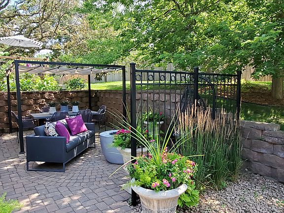 Gorgeous Private paver patio
