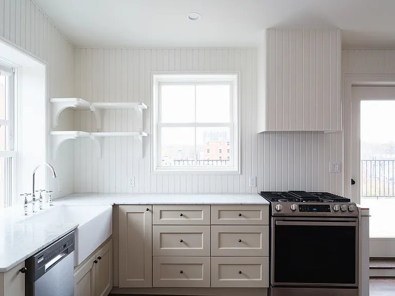 702 Columbia St #3A — Photo 4