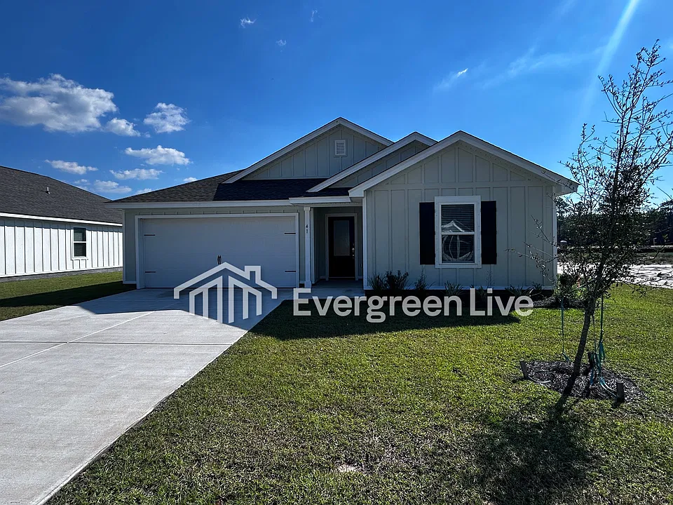 41 Lago Ln