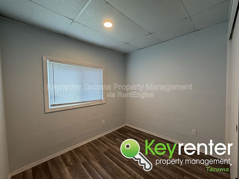 1021 S Orchard St — Photo 5