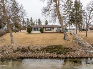 614 S Shore Dr, Detroit Lakes, MN 56501