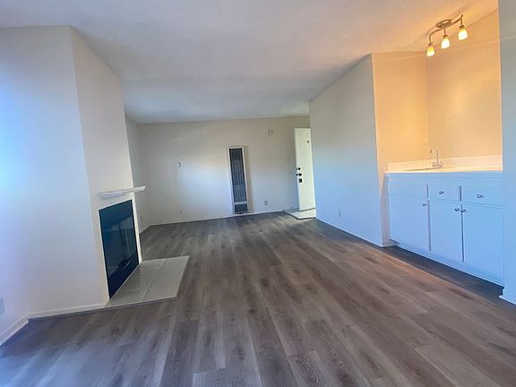 4th image of 292 N Lowena Dr APT 203