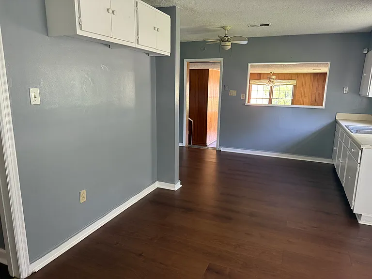 1642 Alta Vista Ave — Photo 20