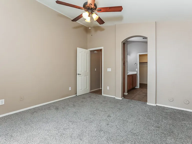 3658 E Alamo St — Photo 10