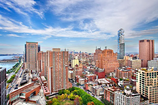 Rented by Corcoran | media 37