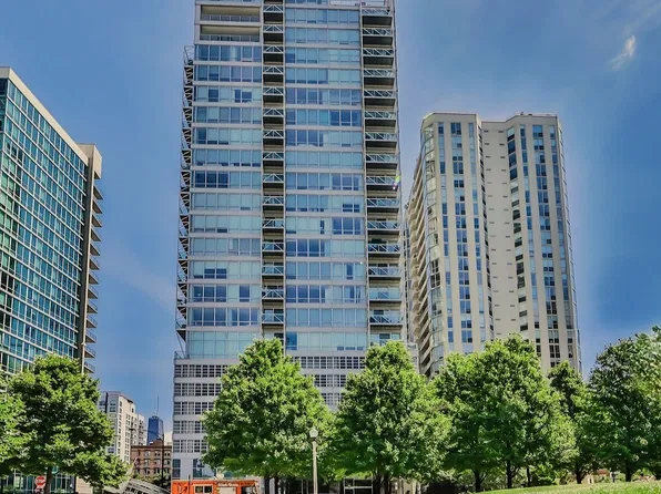 653 N Kingsbury St APT 1508, Chicago, IL 60654