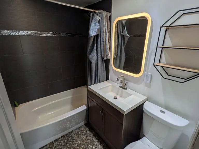 4201 Indian Creek Dr #3 — Photo 11