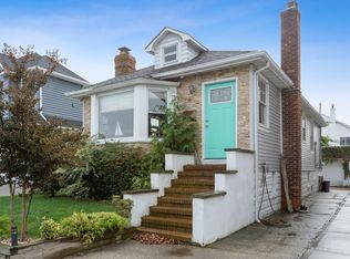 514 W Fulton St, Long Beach, NY 11561