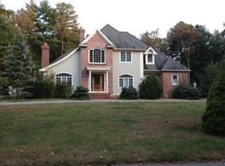 30 Talbott Farm Dr, Mendon, MA 01756