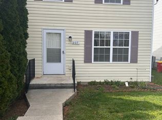 207 Burns St, Ranson, WV 25438