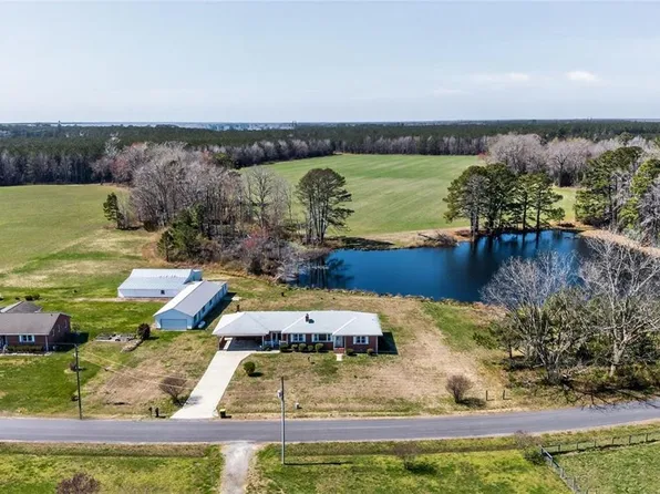 16290 Trump Town Rd, Windsor, VA 23487