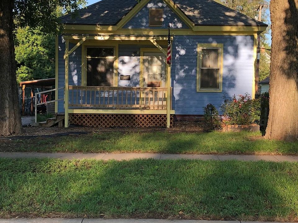 1st image of 310 S 10th St