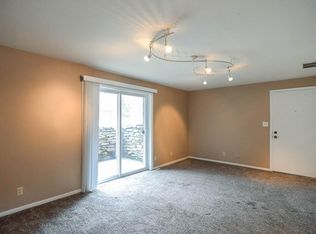 4430 Jarboe St APT 1, Kansas City, MO 64111