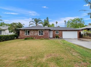 6674 Lessie Ln, Riverside, CA 92503