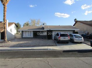 4561 McMillan Rd, Las Vegas, NV 89121