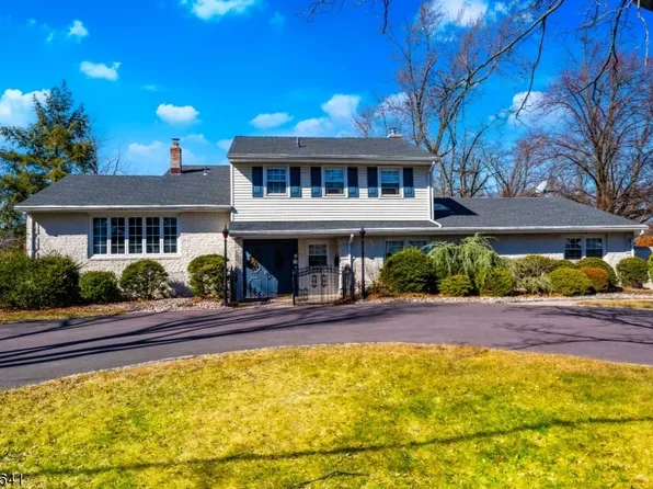 9 Schwinn Dr, Clark Twp., NJ 07066