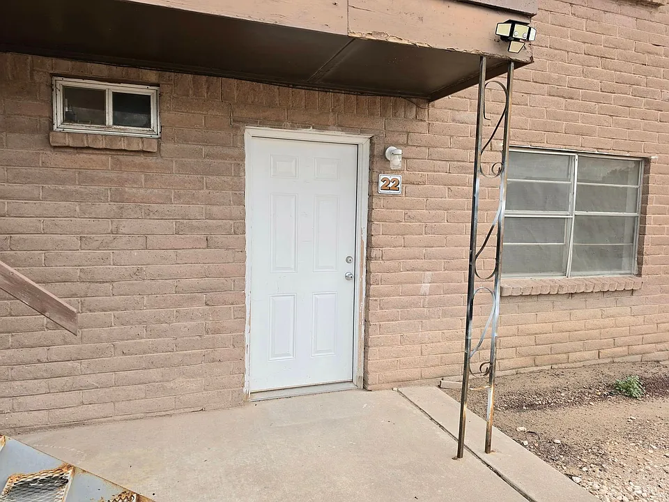 1540 Arizona Dr
