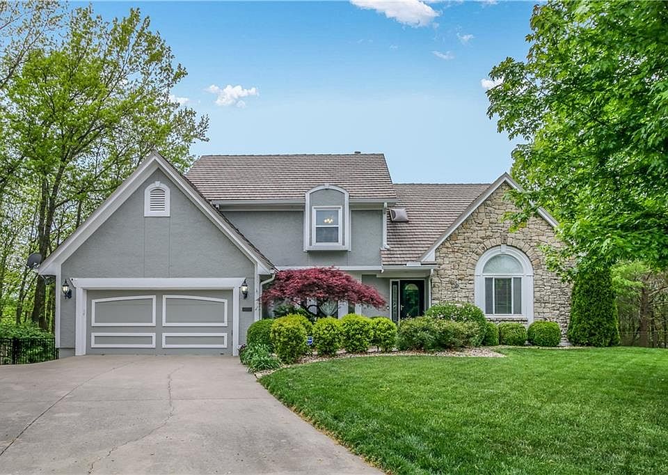1st image of 5279 NE Ash Grove Ct