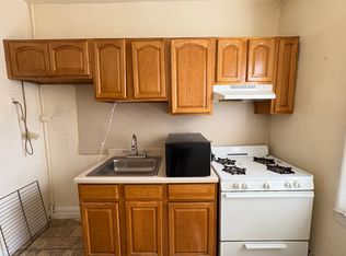 880 Kennedy Blvd #305, Bayonne, NJ 07002