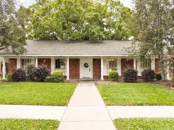 1313 Lafayette Ave, Pasadena, TX 77502