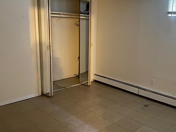 5th image of 44 Summit St
