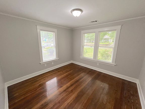 3rd image of 3583 Douglass Ave