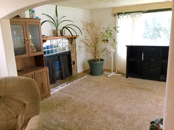 3rd image of 1245 Utley Cir