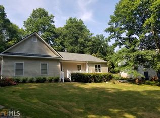 4341 Oak Creek Dr, Gainesville, GA 30506