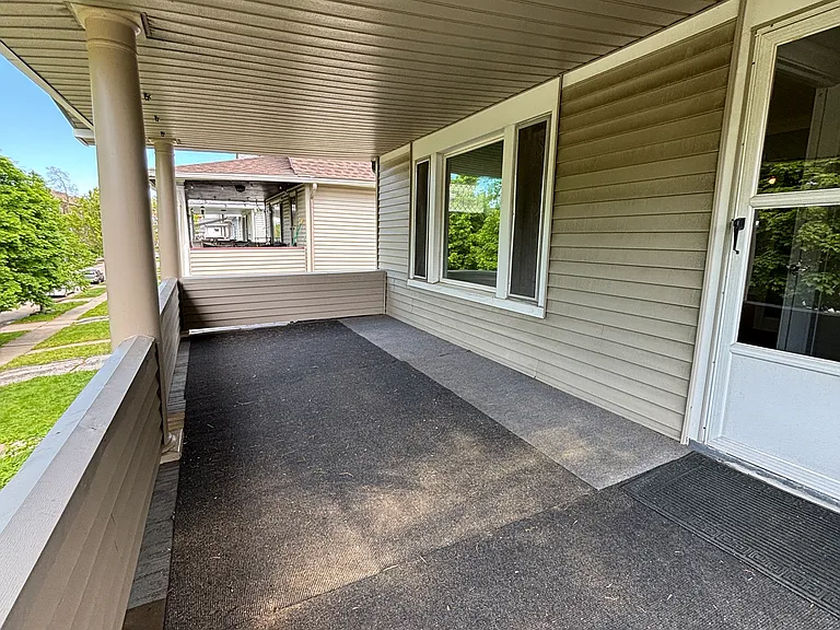 1263 Donald Ave — Photo 13