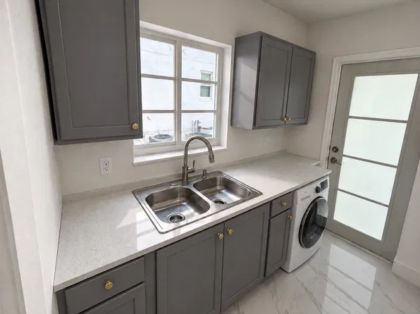 1776 Normandy Dr APT 1, Miami Beach, FL 33141