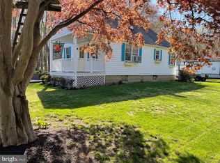 266 Penns Grove Auburn Rd, Carneys Pt, NJ 08069