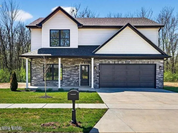 8210 Roseborough Rd, Louisville, KY 40228