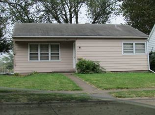 3205 W 17th St, Davenport, IA