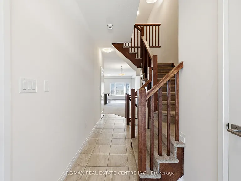 37 Greenwich Ave — Photo 6